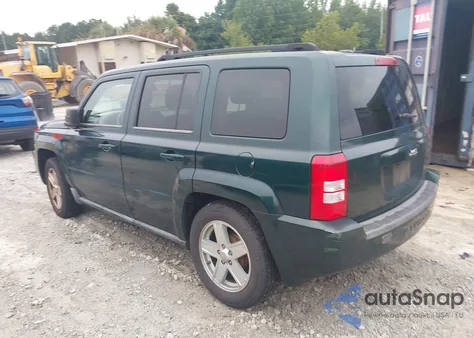 2010 Jeep Patriot Sport из США, поврежденный, VIN 1J4NT2GB8AD573474